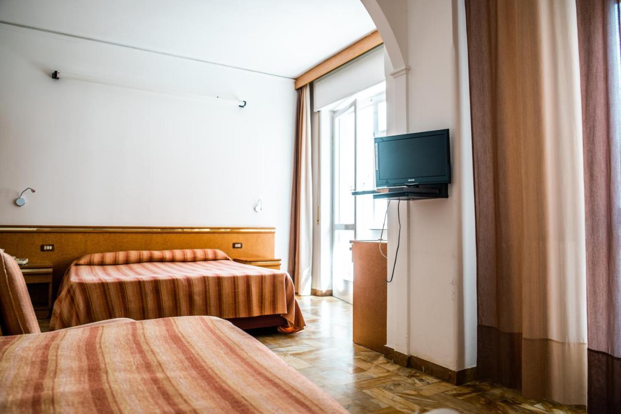 אלסיו Hotel West End מראה חיצוני תמונה