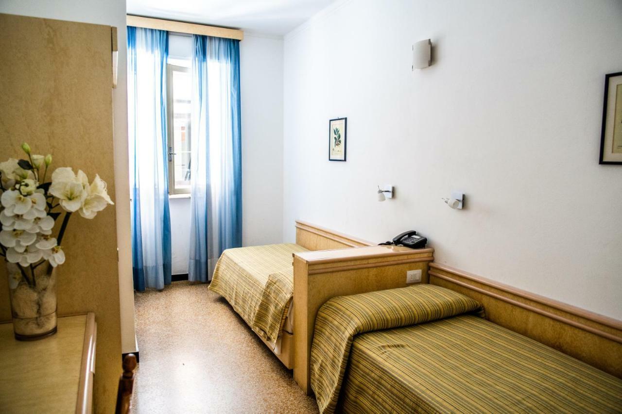 אלסיו Hotel West End מראה חיצוני תמונה