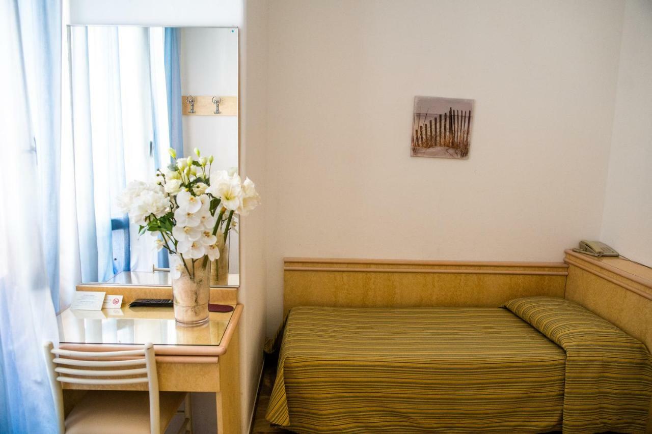 אלסיו Hotel West End מראה חיצוני תמונה