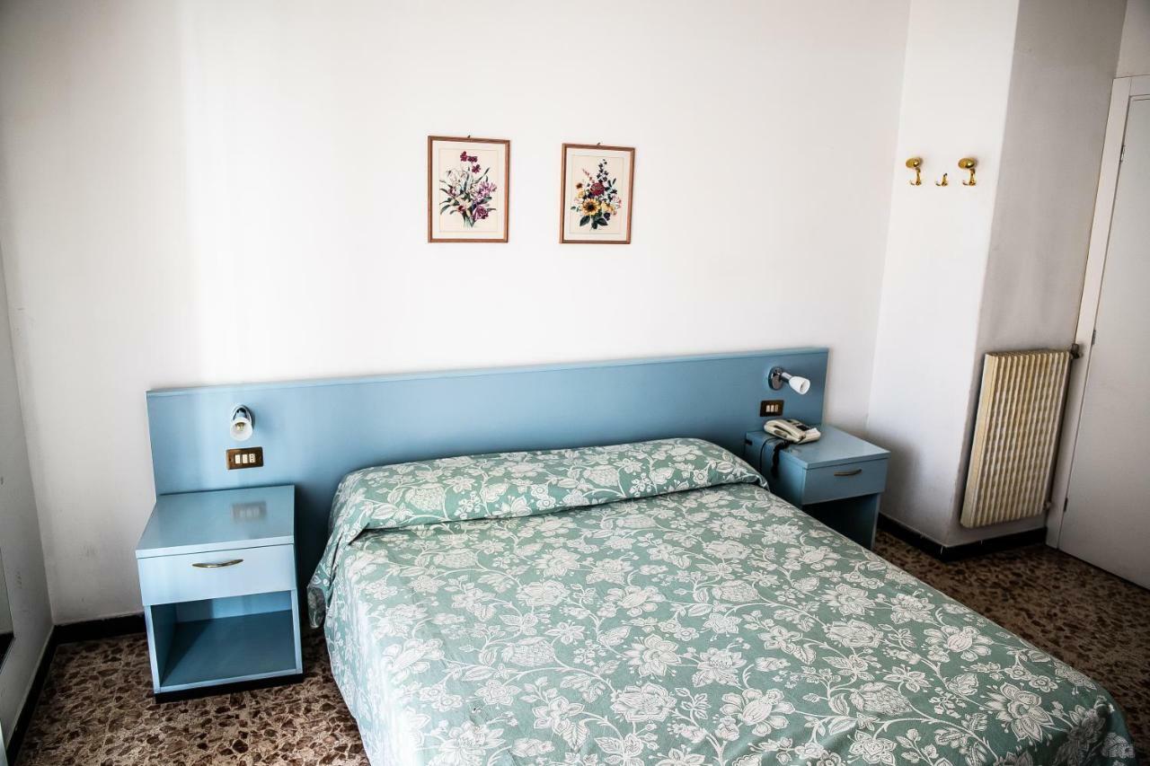 אלסיו Hotel West End מראה חיצוני תמונה
